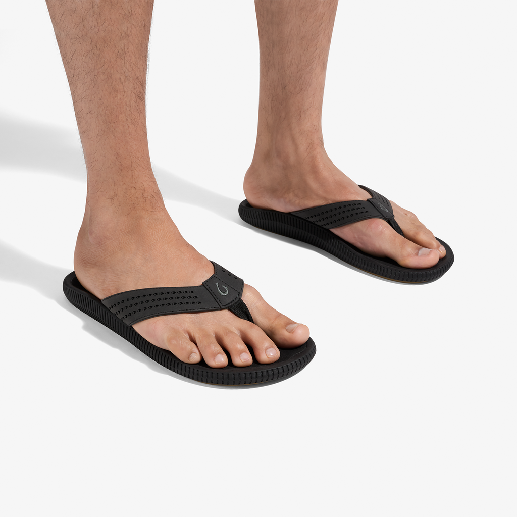 Ulele Men's Beach Sandals - Lava Rock / Lava Rock