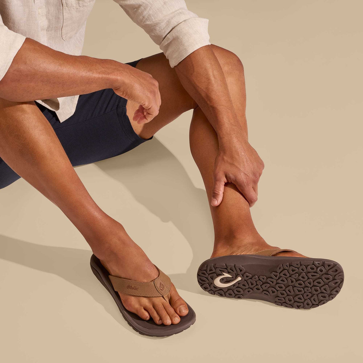 Ohana Men's Beach Sandals - Tan / Dark Java