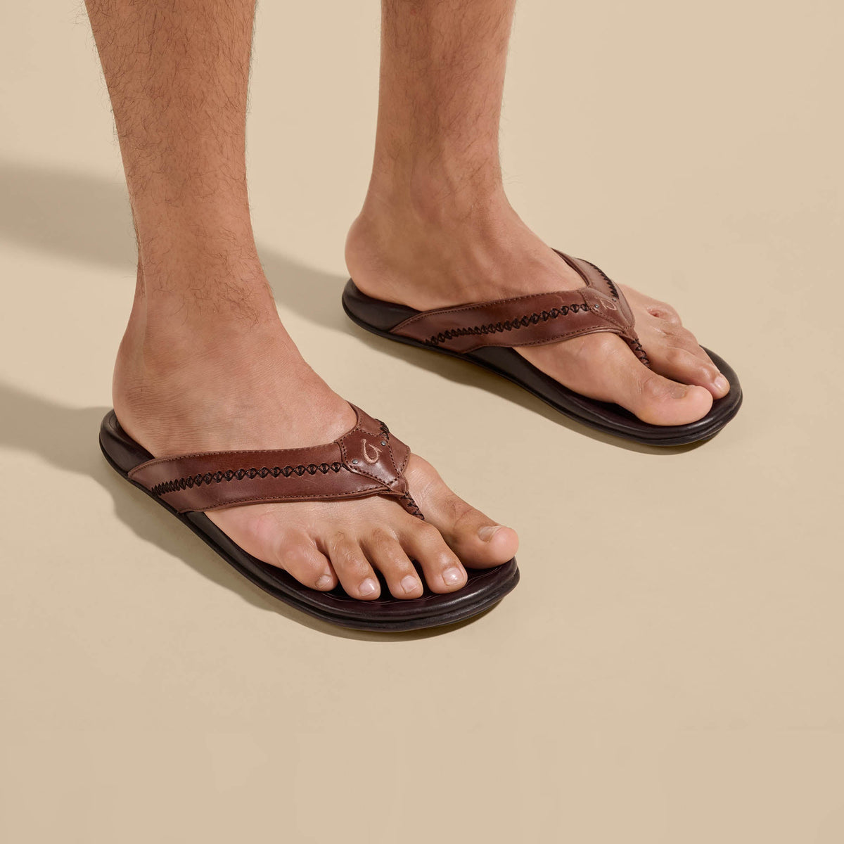 Mea Ola Men's Leather Beach Sandals - Tan / Dark Java