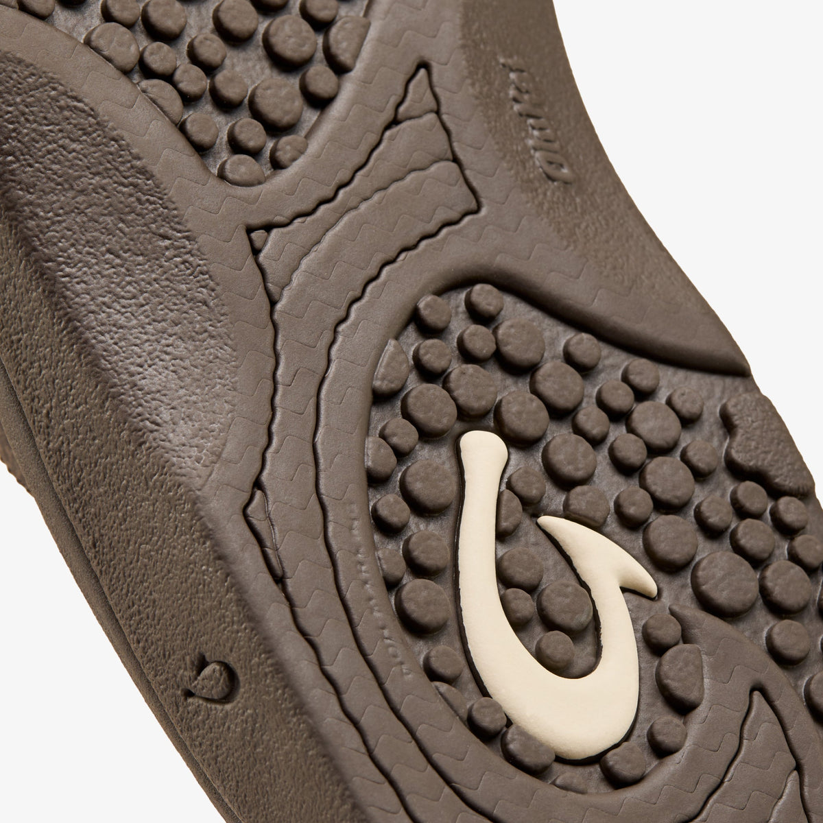 Hokua Men's Beach Sandals - Dark Wood
