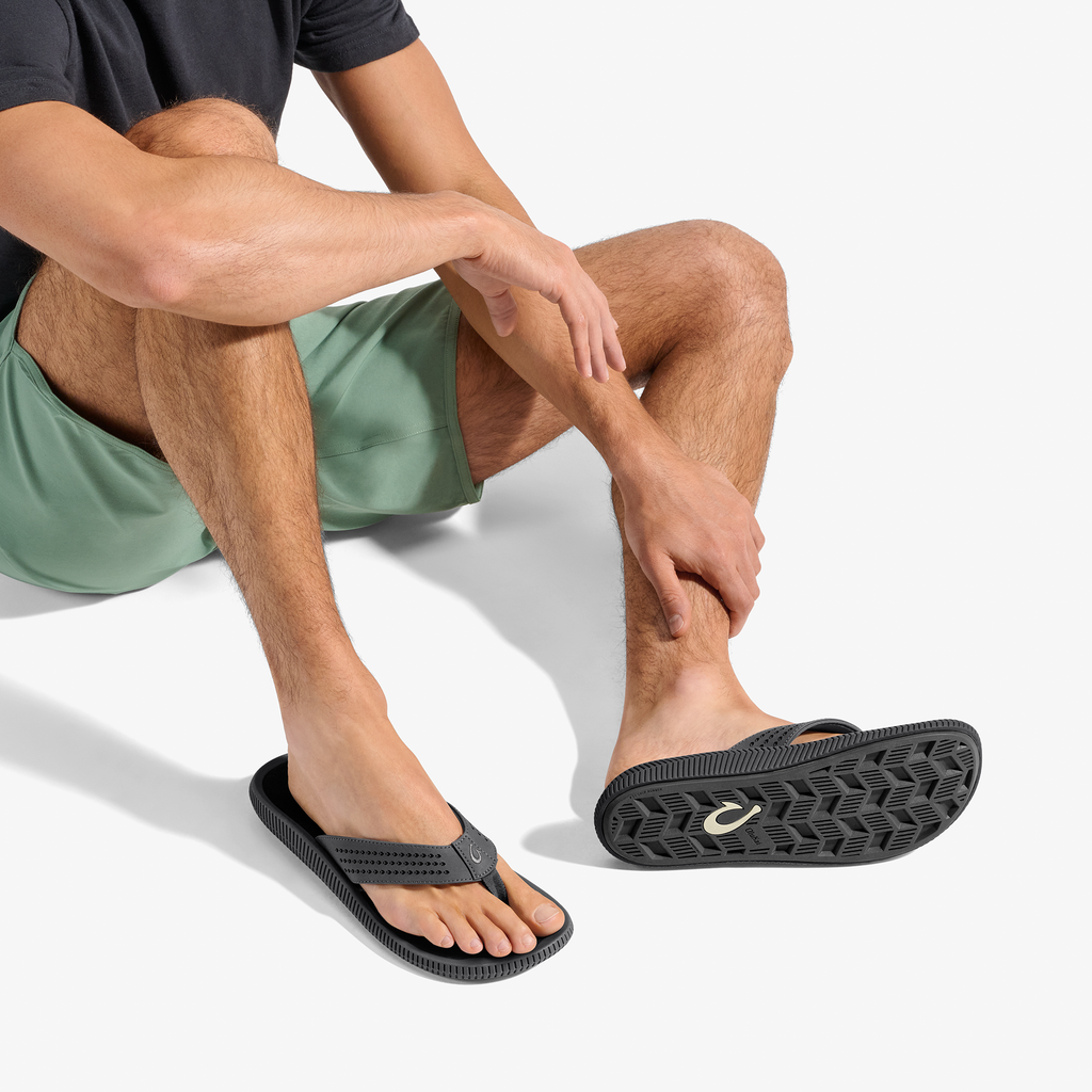 Ulele Men's Beach Sandals - Dark Shadow / Black