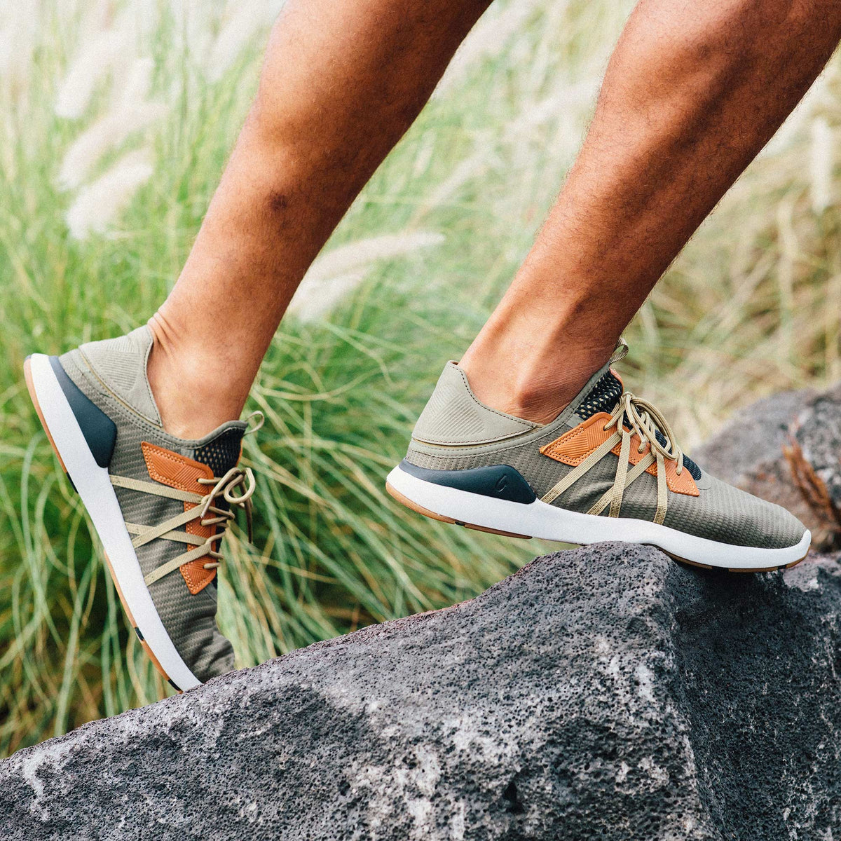 Mio Li Men's Everyday Athletic Shoes - Hunter / Lava Rock