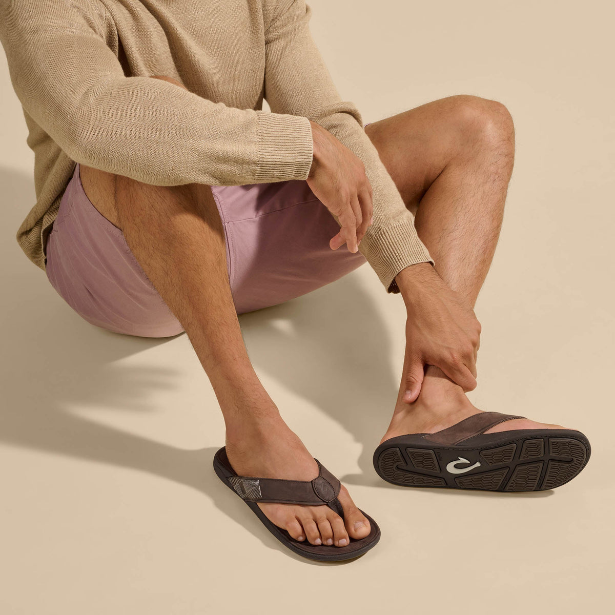 Tuahine Men's Leather Sandals - Dark Wood