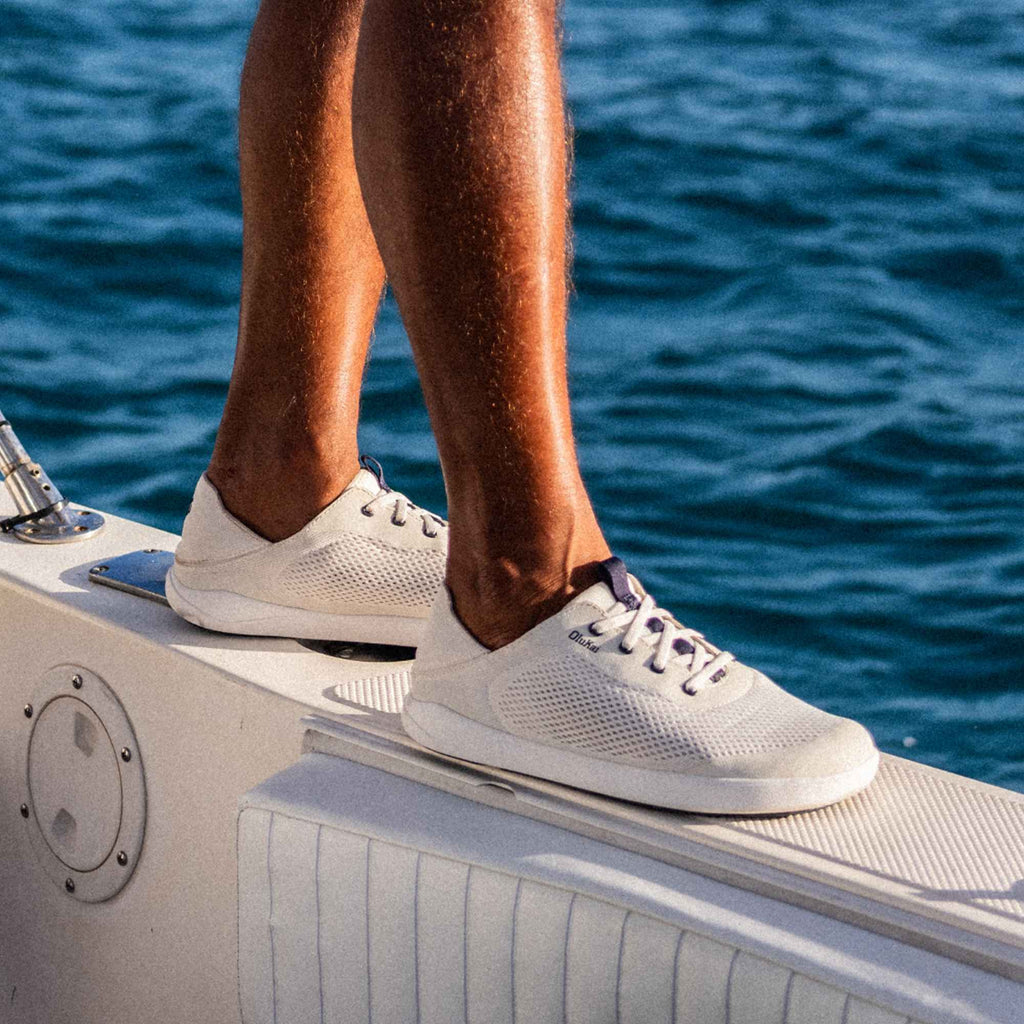 Moku Pae Men's Shoes - White Sand / Trench Blue