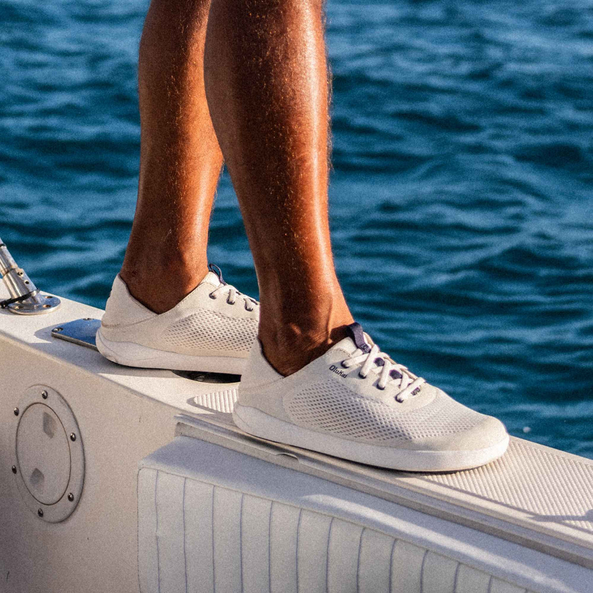 Moku Pae Men's Shoes - White Sand / Trench Blue