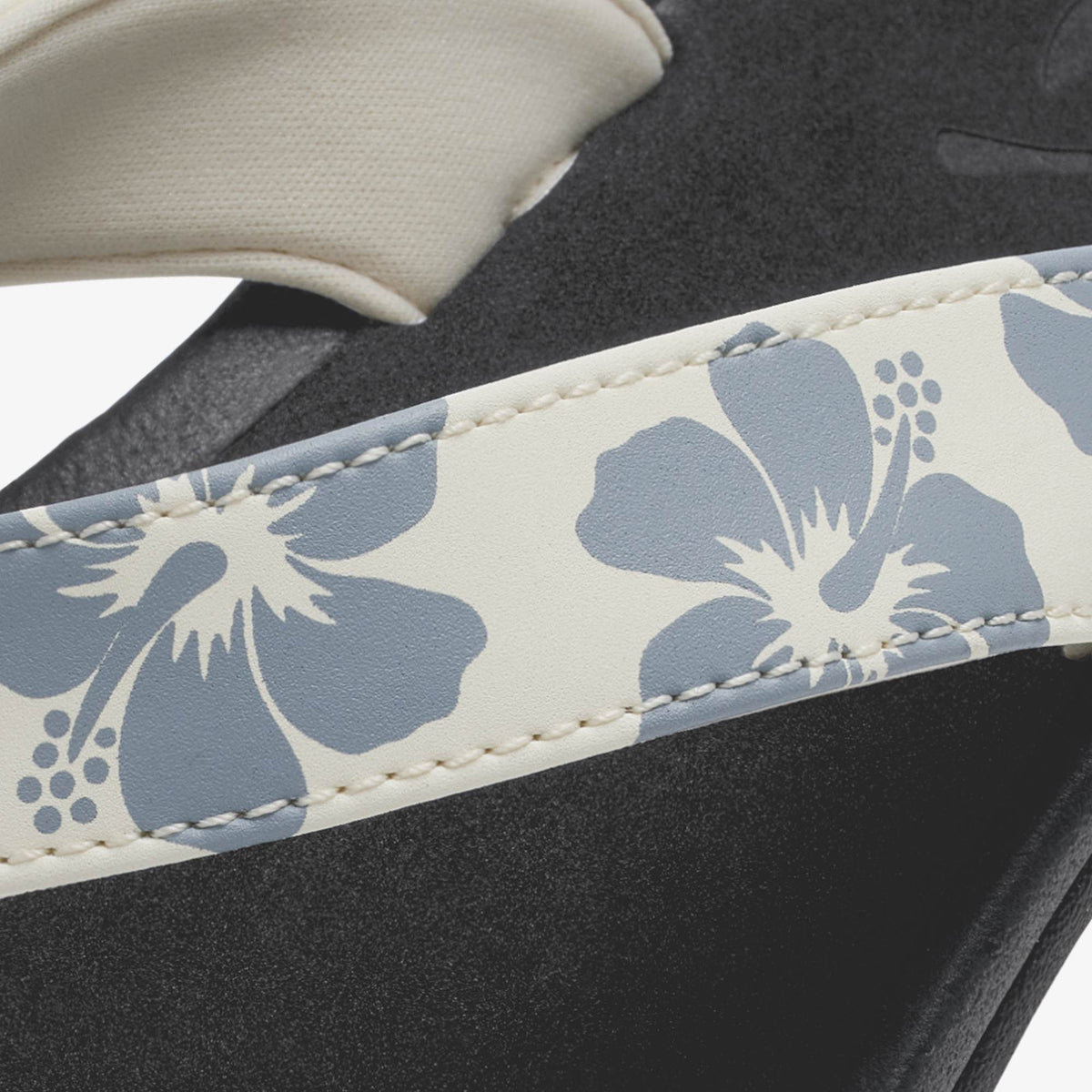 Ohana Women's Beach Sandals - White Sand / Pua