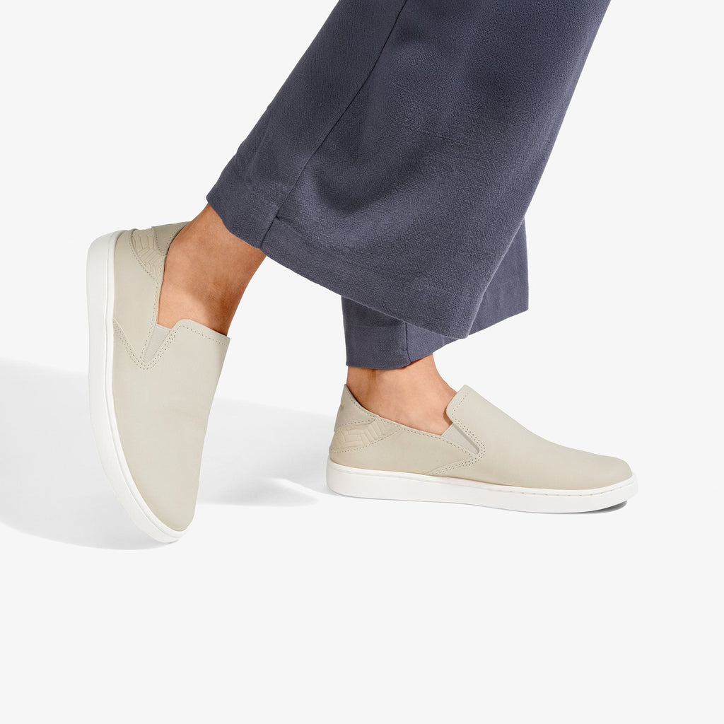 Pehuea Women's Sneakers Slip-On Shoes - Tapa / Ecru
