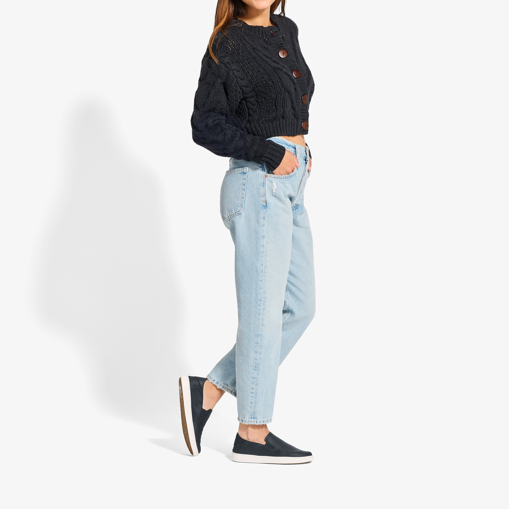 Pehuea Women's Sneakers Slip-On Shoes - Onyx / Onyx