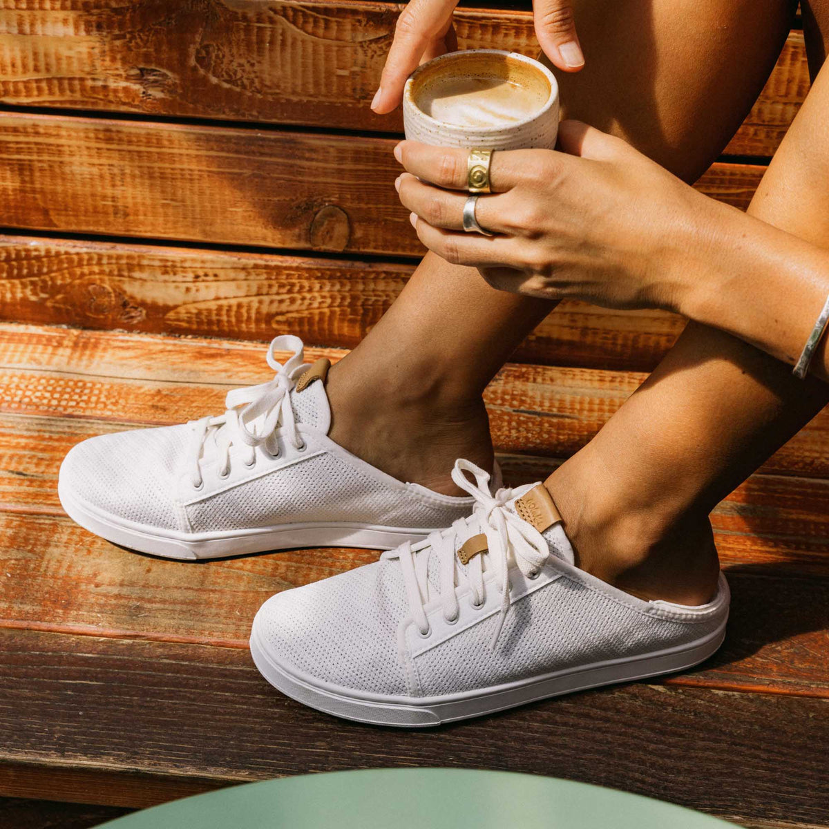 Pehuea Li Women's Lightweight Sneakers - White