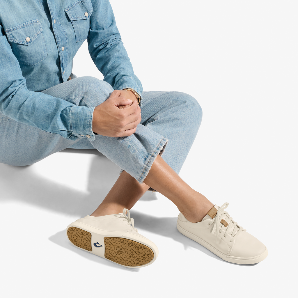 Pehuea Li Ili Women's Sneakers - Puka / Puka