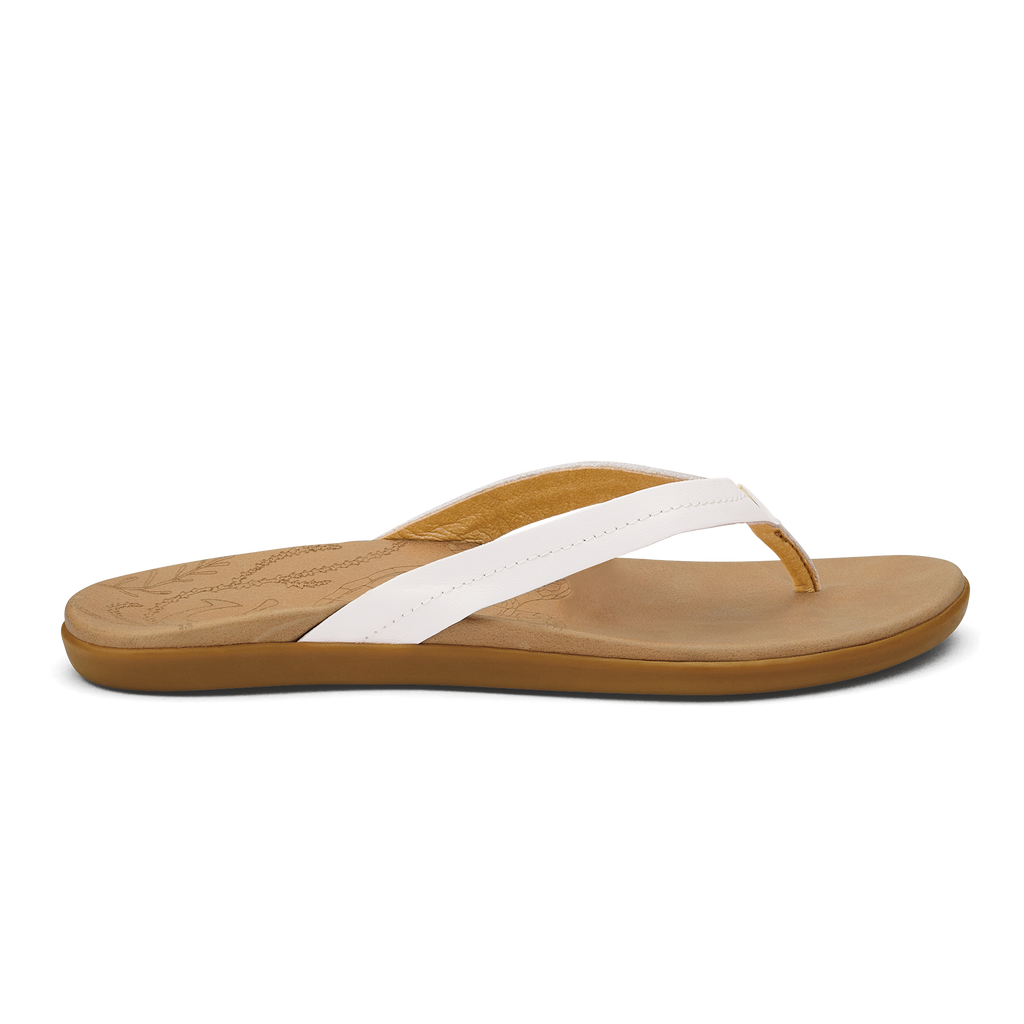 Honu Women's Leather Beach Sandals - Bright White / Golden Sand