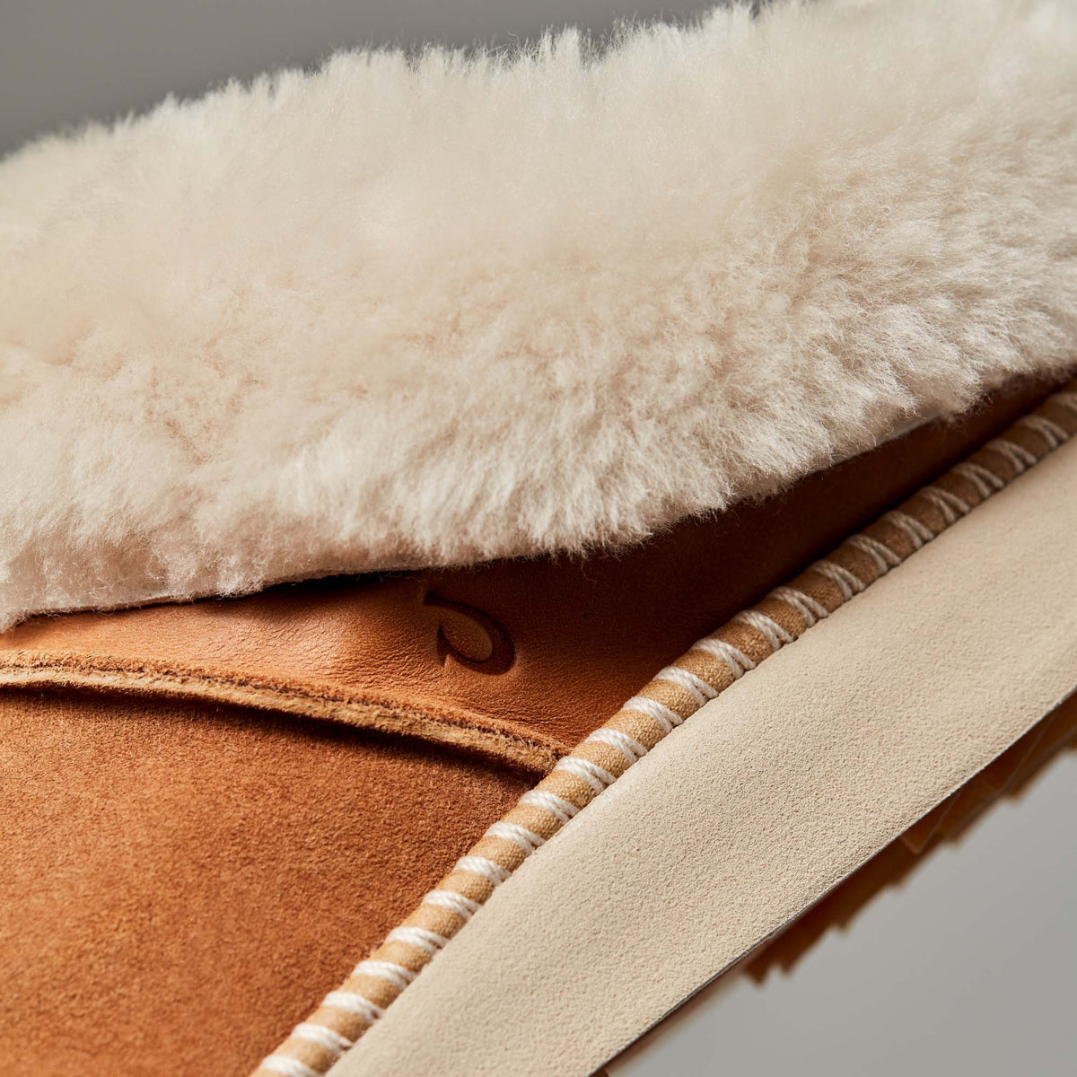 Kui Women's Indoor/Outdoor Slippers - Tan / Bone