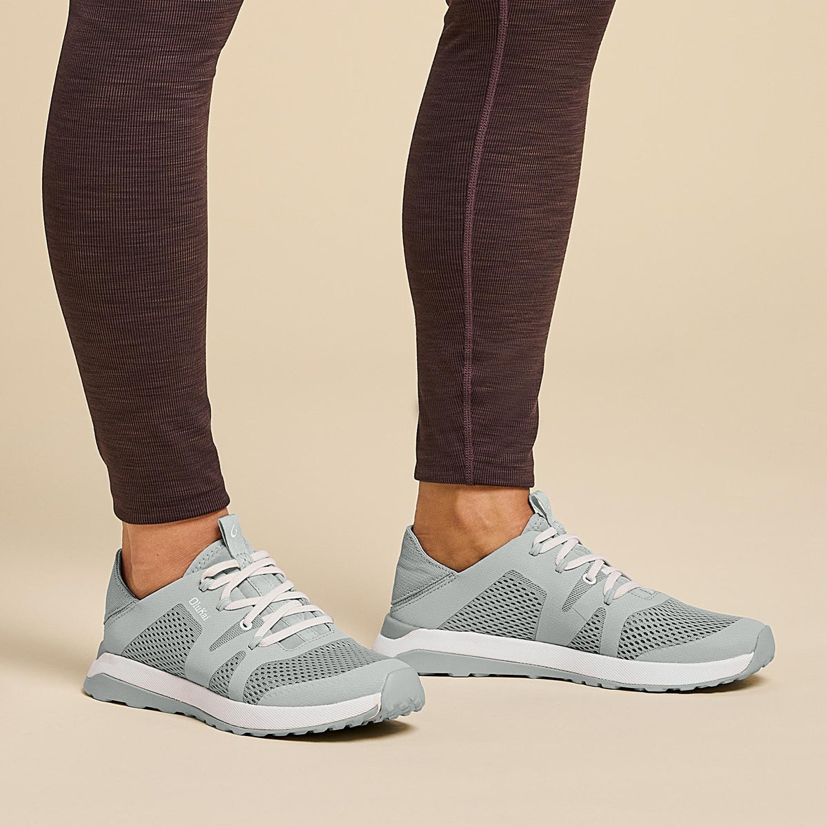 Huia Women's Slip-On Athletic Shoes - Pale Grey