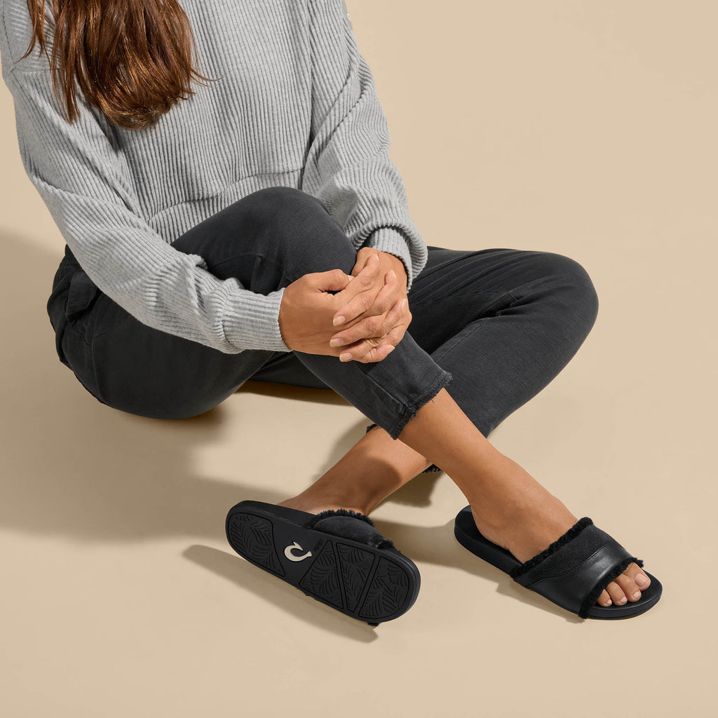 Hoala Slide Women's Leather Slide Sandals - Black