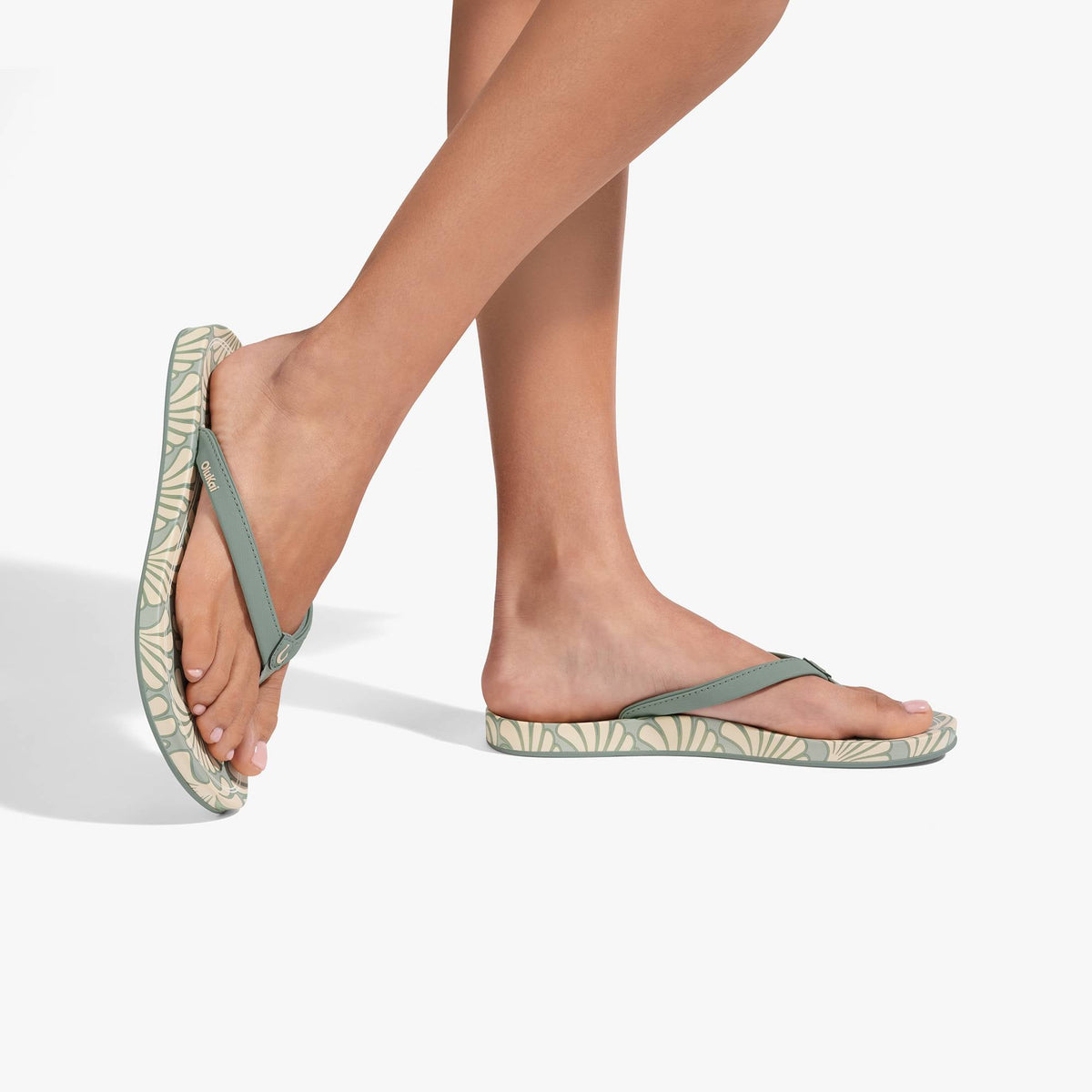 Uiki Women's Beach Sandals - Silver Pine / Pa'i