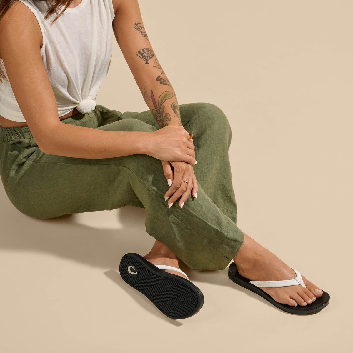 Uiki Women's Beach Sandals - Bright White / Lava Rock