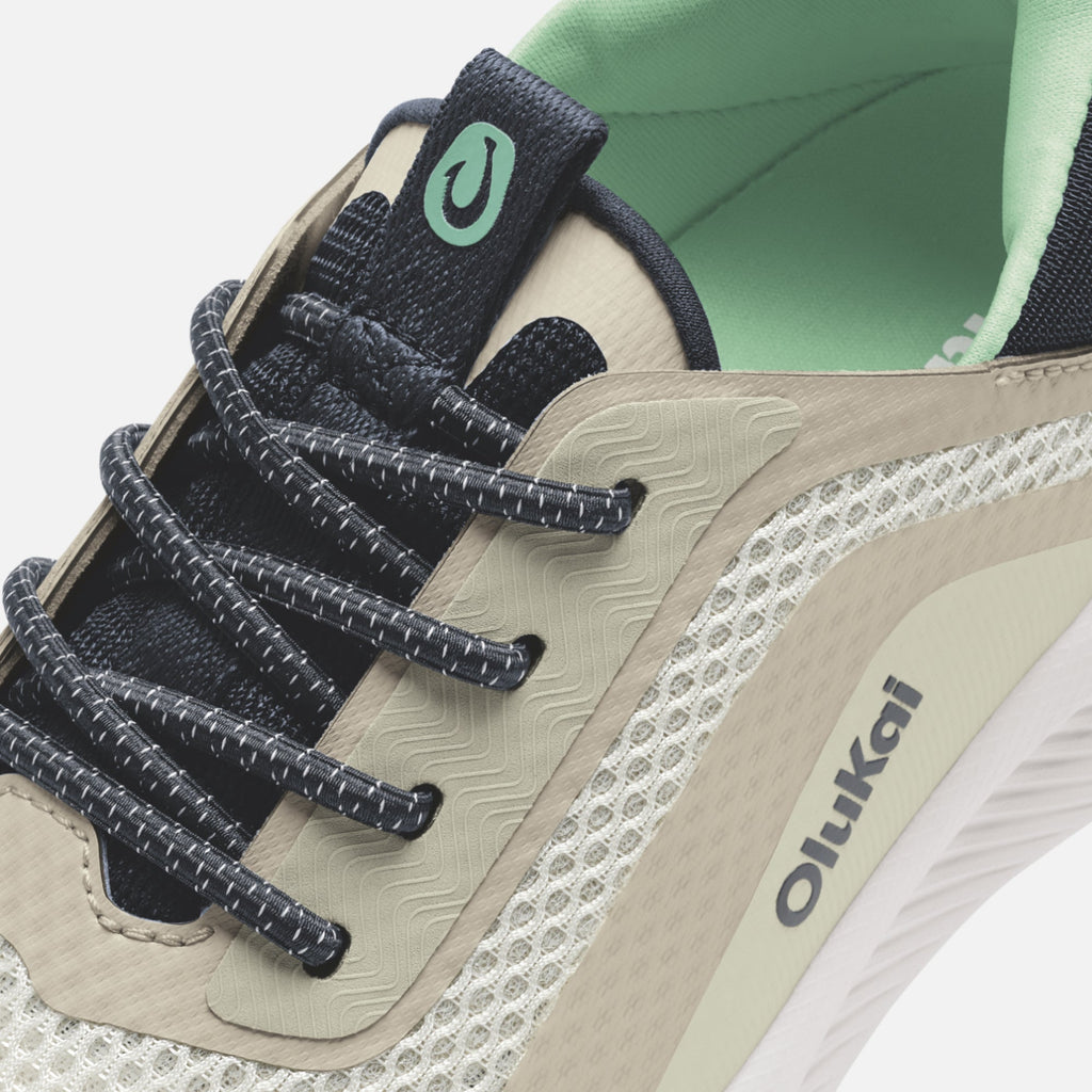 Kialoa Women's Sneakers - White Sand / Bright White
