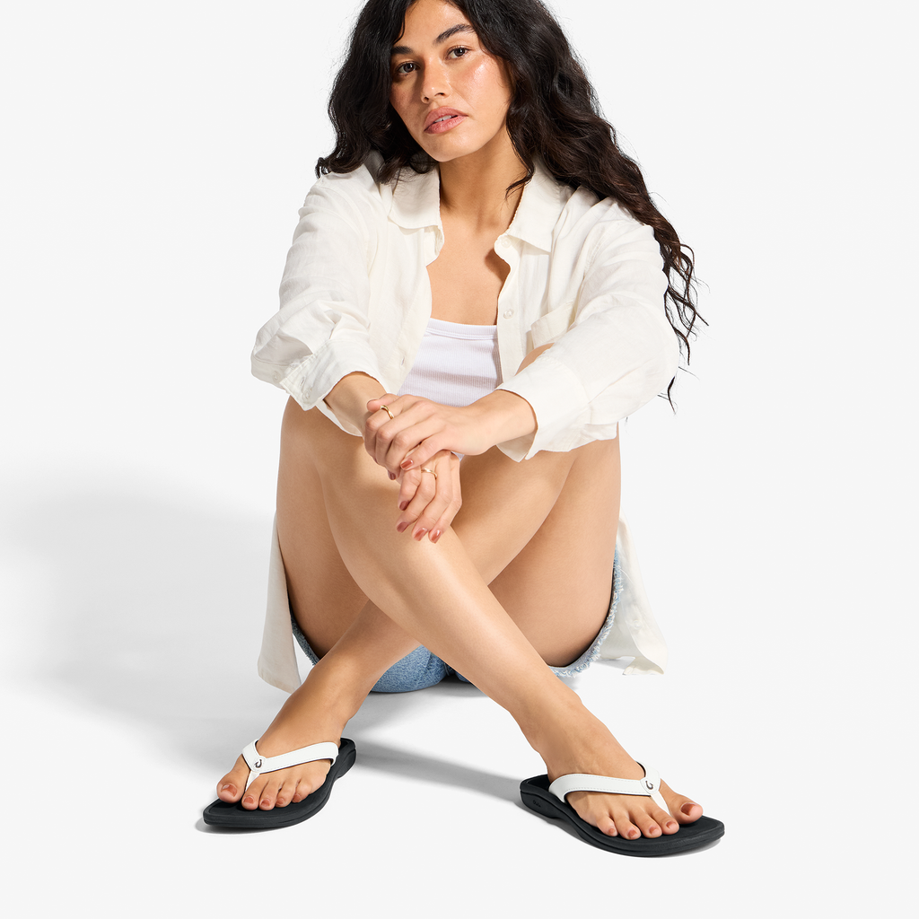Ohana Lahi Women's Beach Sandals - White Sand / Black