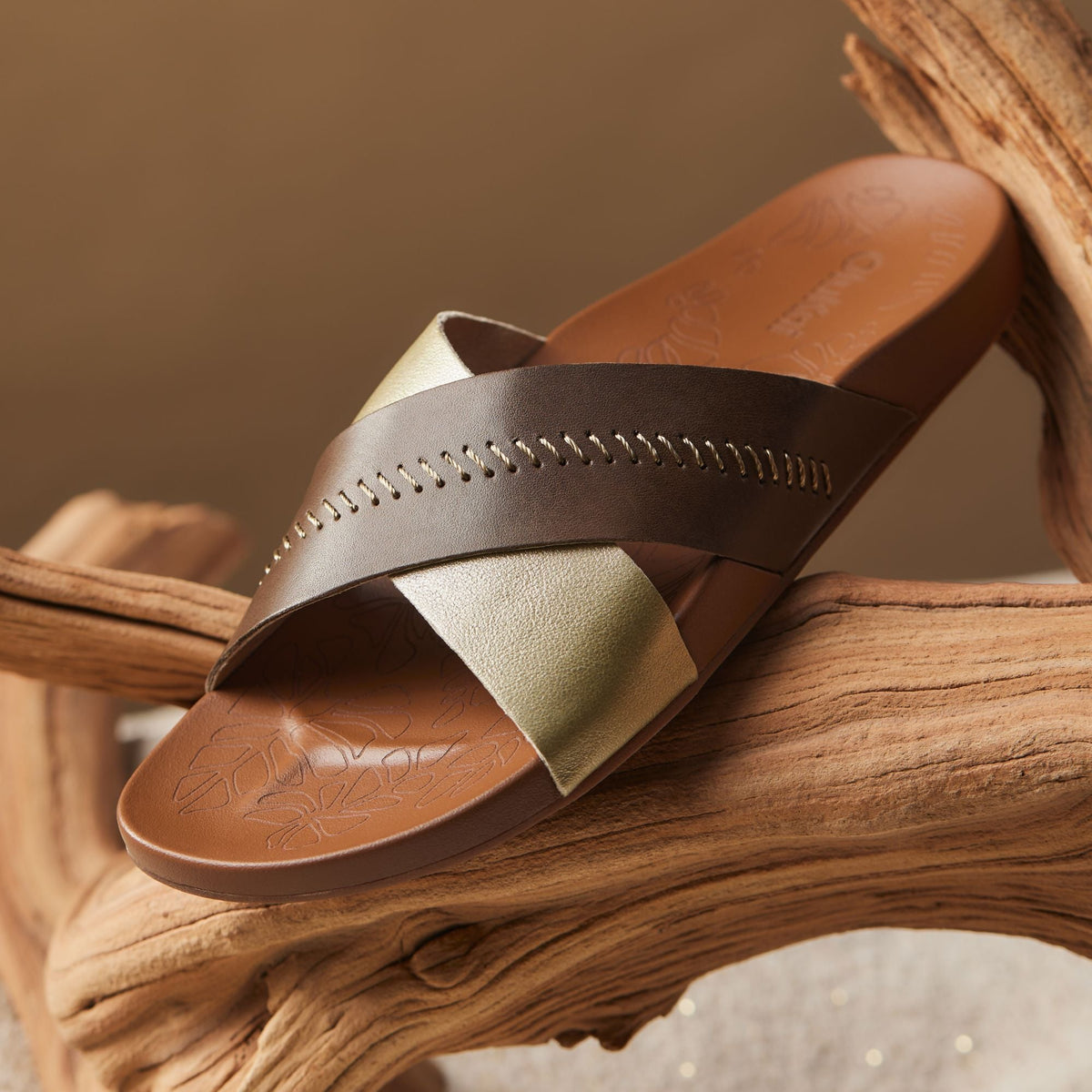 Kipea Olu Women's Leather Slide Sandals - Wheat Gold / Toffee